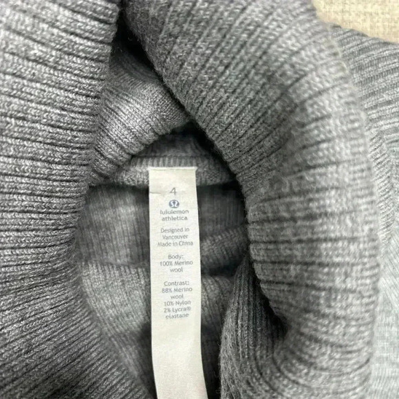 Lululemon Top Sweater Sz 4 Wool Turtleneck Pockets Gray Sweat and Savasana - Picture 7 of 11